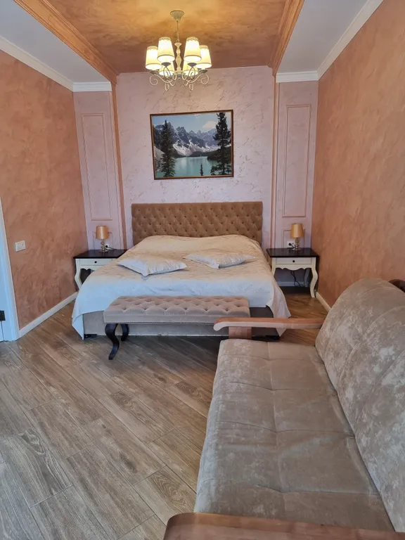 Апартамент в центре рядом с подъемником с балконом