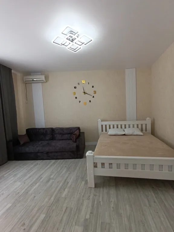 Коттедж Дом - коттедж люкс с отдельным двориком у пляжа и набережной — Евпатория