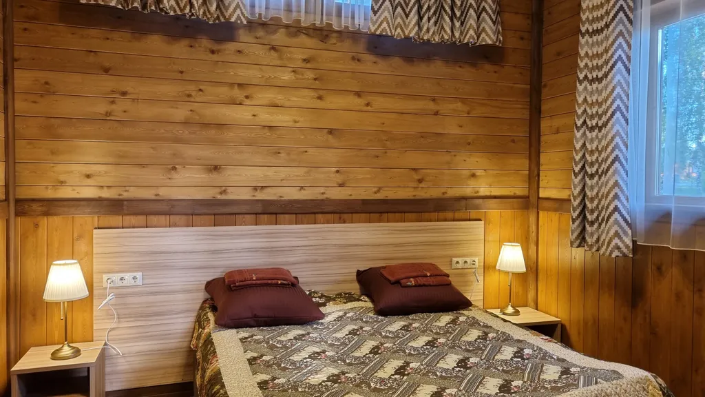 Коттедж на 12 человек В3