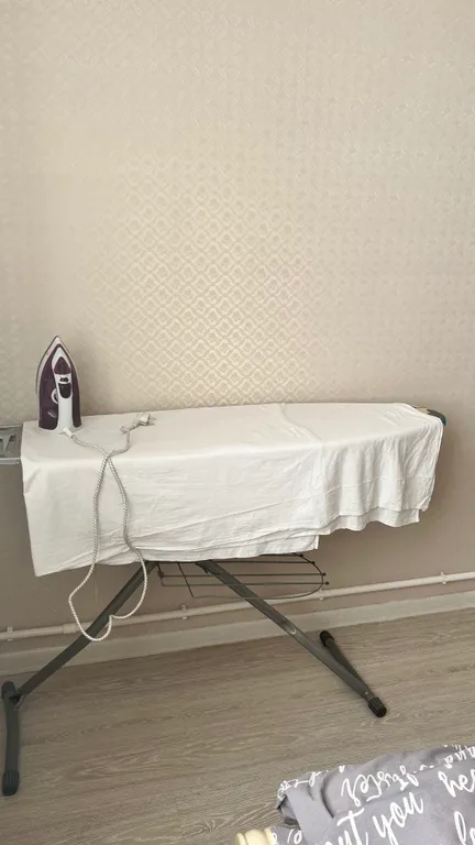 Уютный дом на берегу реки