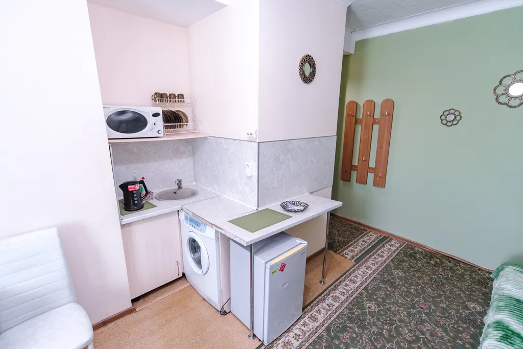 Солнечная комната-студия рядом с Театром драммы