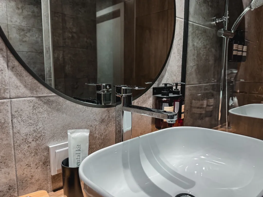 А.В. Апартаменты БЦ Аметист