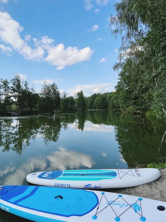 Дом с купелью на берегу реки
