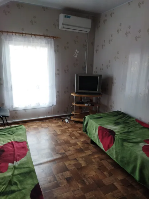 Благоустроенный дом на берегу реки Ахтуба