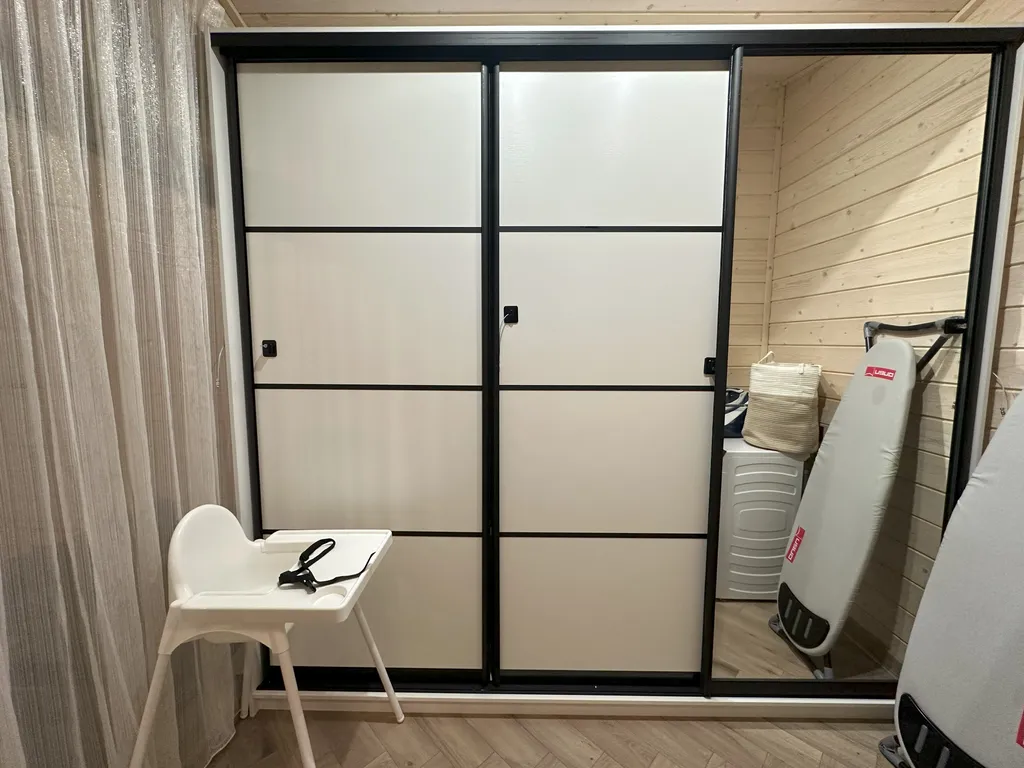 Барнхаус Дом у озера с видом на лес и озеро