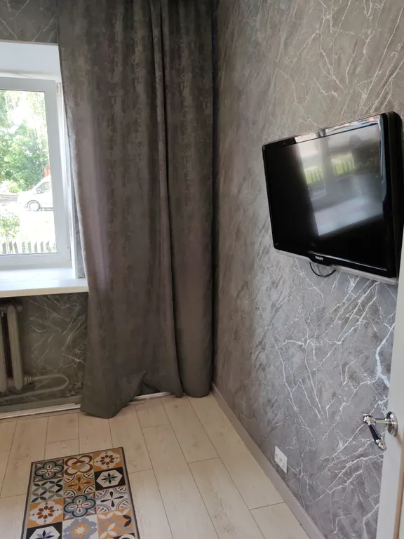 Уютная двухкомнатная квартира с отдельным входом в центре района