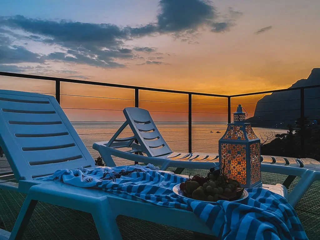 Видовая студия с видом на море и горы