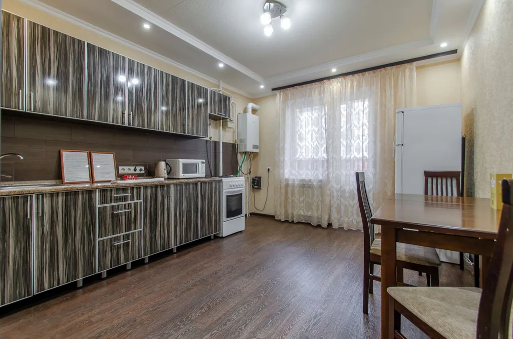 2 комнатная в центре "Просторная"