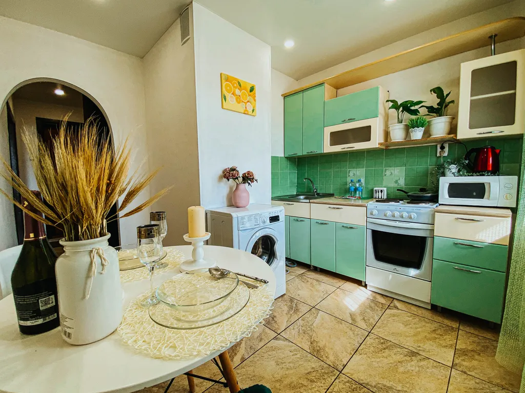 Уютная квартира с круглой кроватью и джакузи