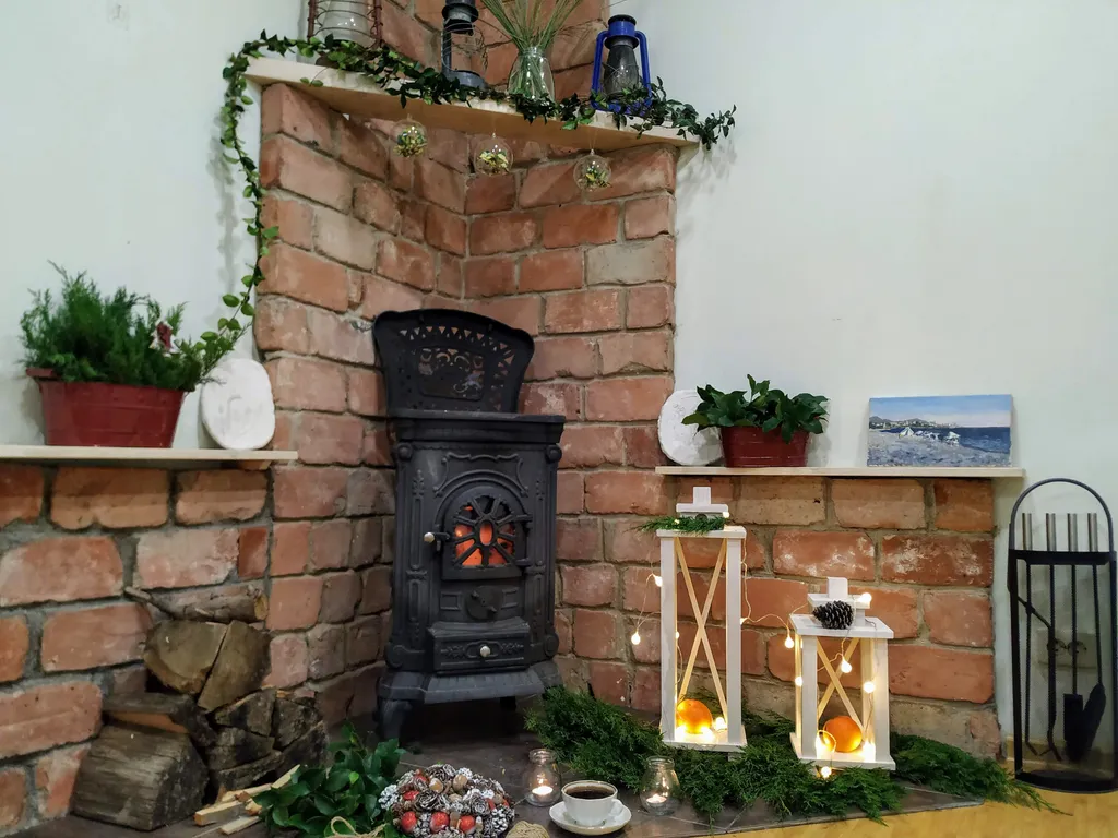 Коттедж Умный дом с кипарисами и видом на море с мансардным этажом — Сочи