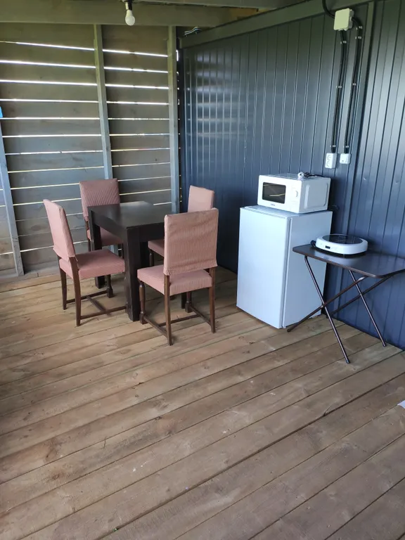 Коттедж Домик на озере Ильмень с терассой — аренда посуточно в Ретлё