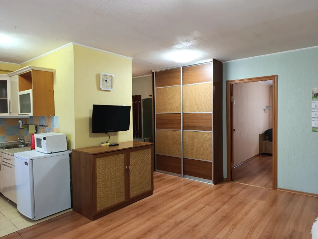 Отличная двушка рядом с набережной, военным училищем и вокзалом