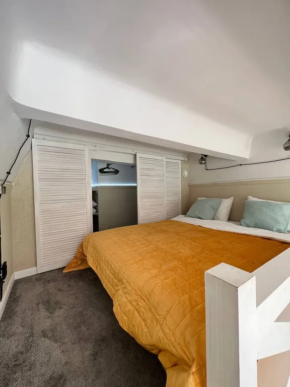 Квартира Апартаменты Sunny в Loft Вольный — Москва