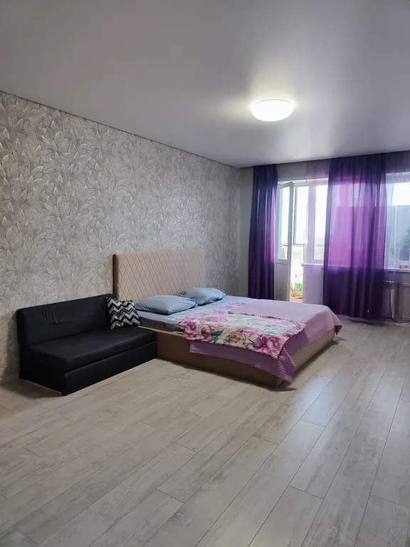 Студия на Изумрудной Спутник