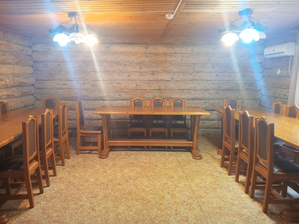 Уютный дом-сруб для компании