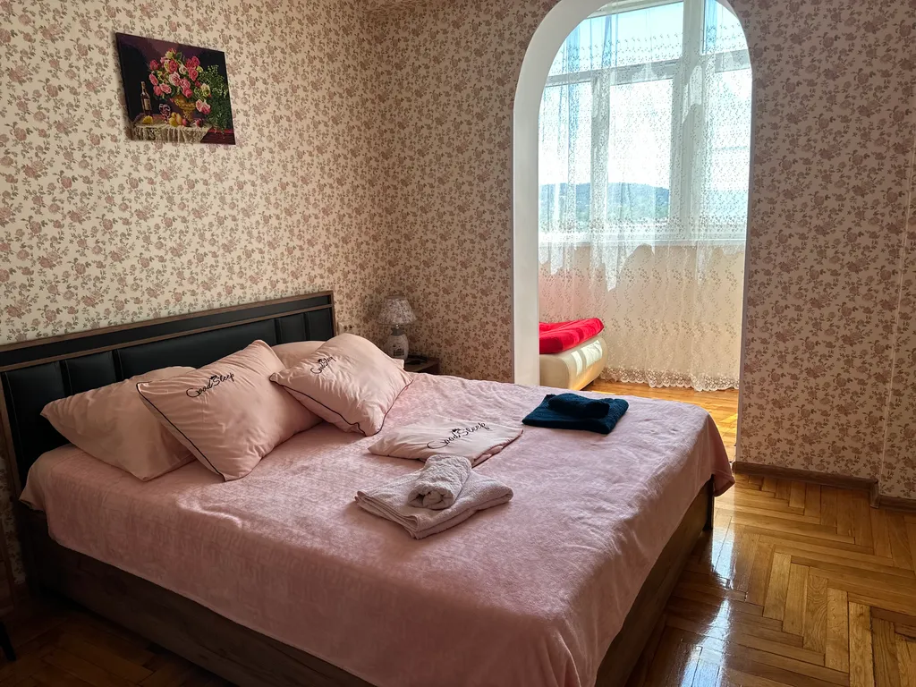 Квартира Квартира в 10-и минутах от моря с прекрасным видом с окна — Гагра