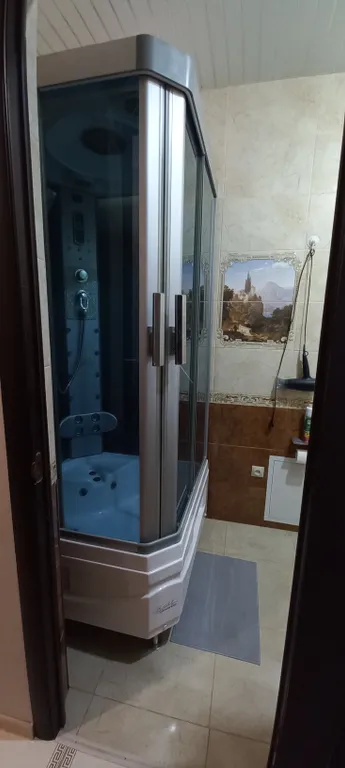 Уютная, большая, светлая квартира на первой линии от моря