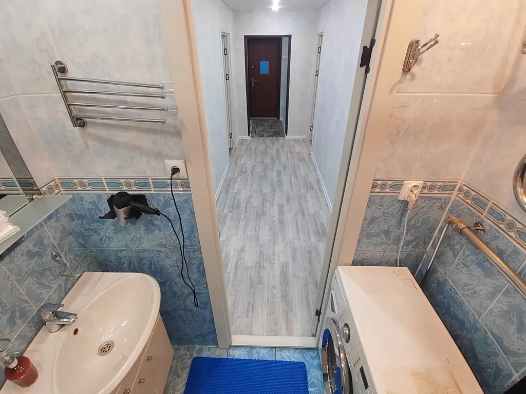 Трёхкомнатная квартира с раздельными комнатами, балконом и лифтом