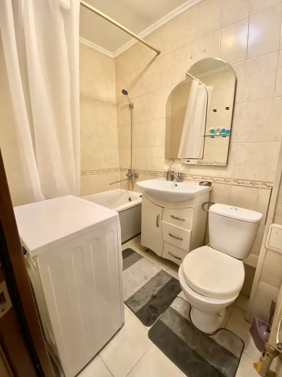 Квартира Светлая квартира в центре города — Алматы