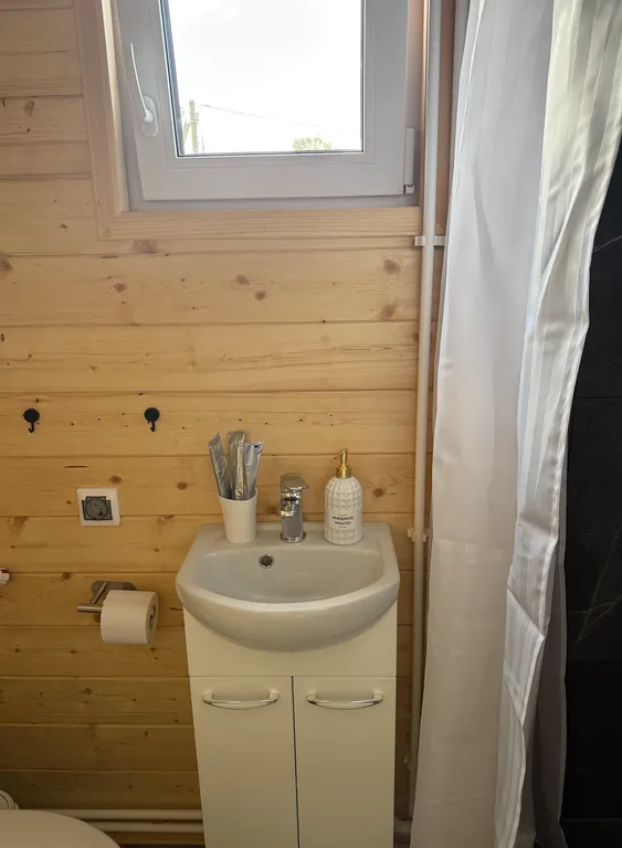 Домик с отдельной спальней