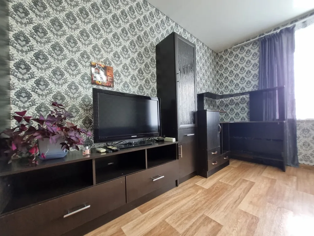 Уютнaя 1-кoмнатнaя квартира рядом с больницей и авто, жд вокзалом