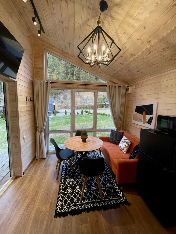 Коттедж Уютный домик в центре горнолыжного курорта — Архыз