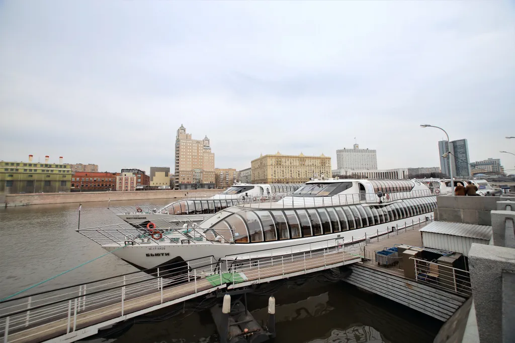 Квартира Квартира в доме Сталинский ампир с видом на Москва реку — Москва