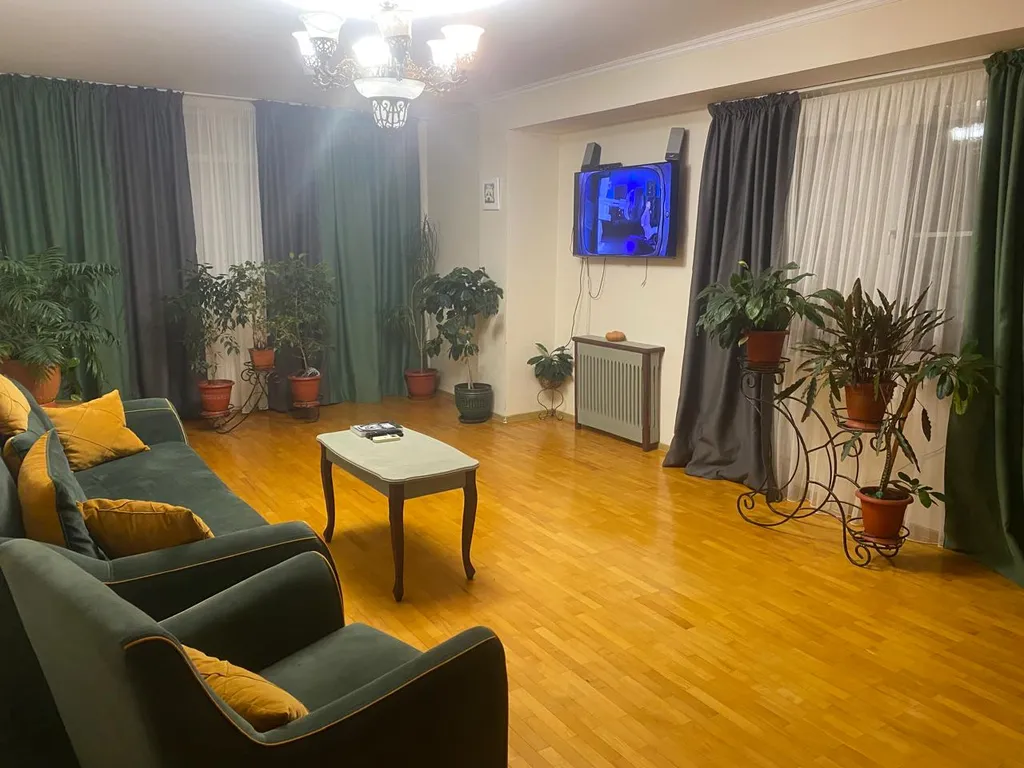 Уютная квартира в центре города Пицунды