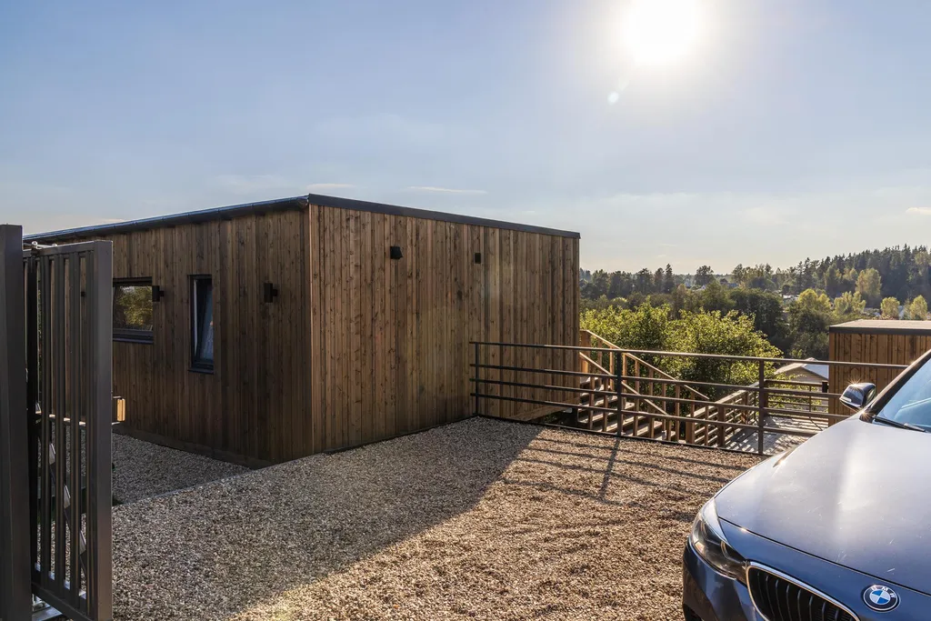 Дом с видом на закат