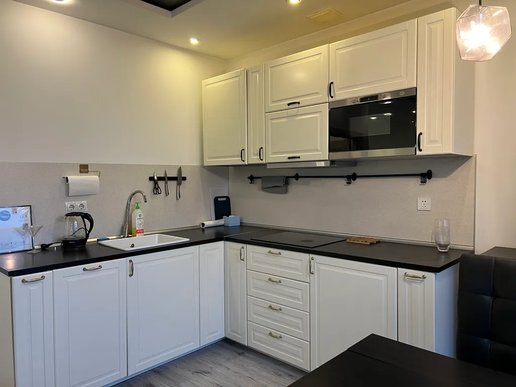 Дизайнерская квартира с панорамными окнами и кондиционером ЖК Акварели