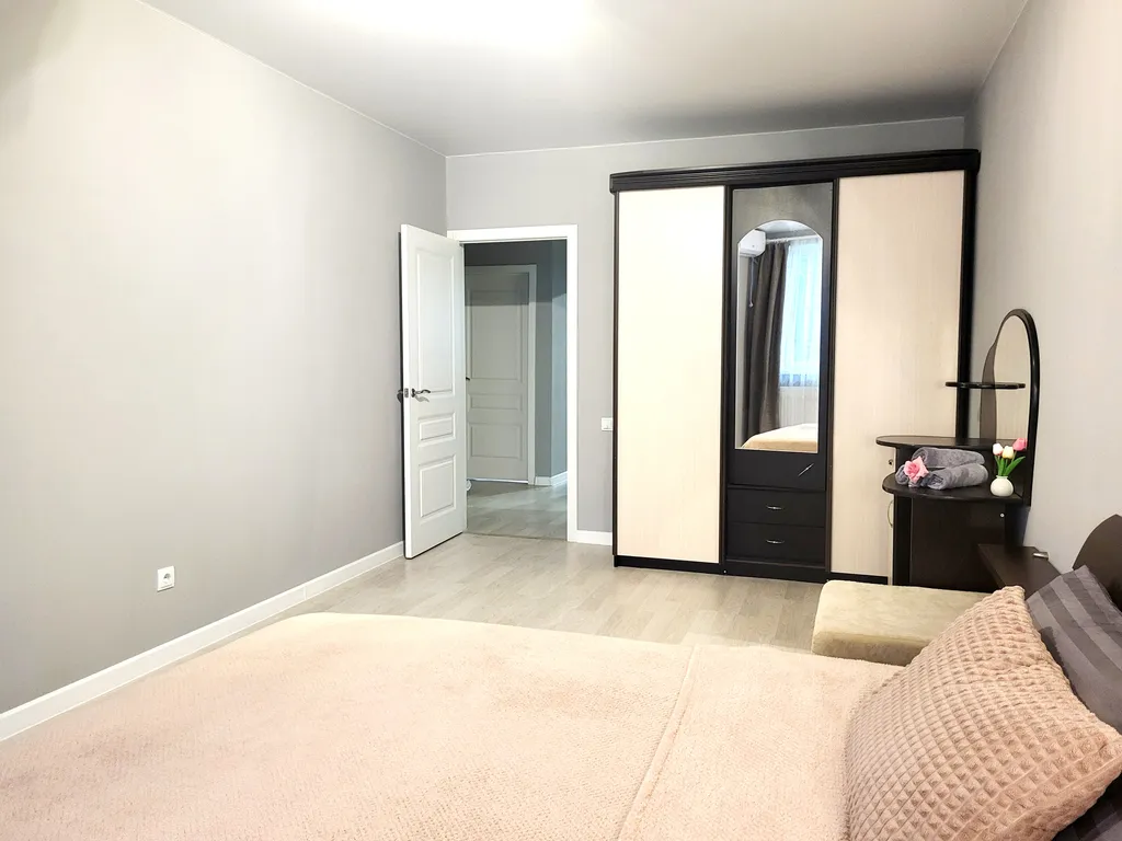 Квартира Большая двухкомнатная квартира рядом аэропорт, трасса М4 — Краснодар