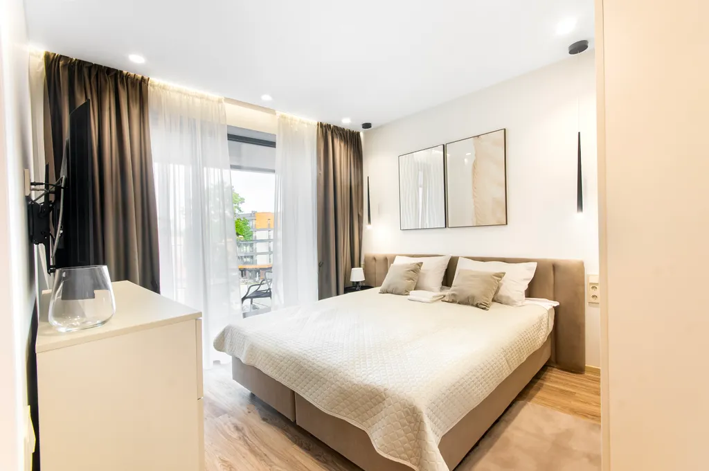 Стильная двухкомнатная квартира у моря Небо 19