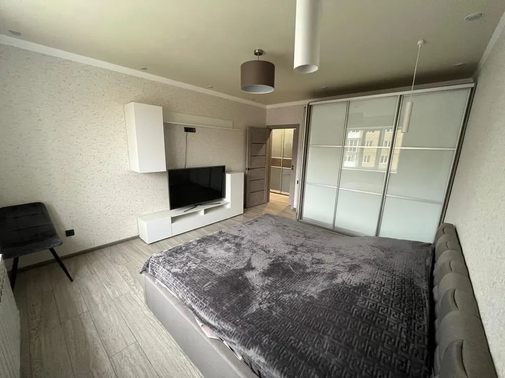 Просторная уютная квартира с дизайнерским ремонтом