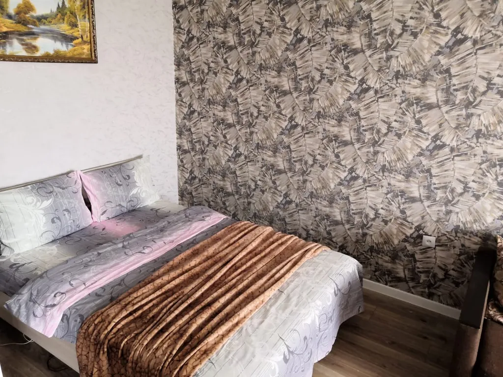 Апартамент возле Ворошиловского торгового центра