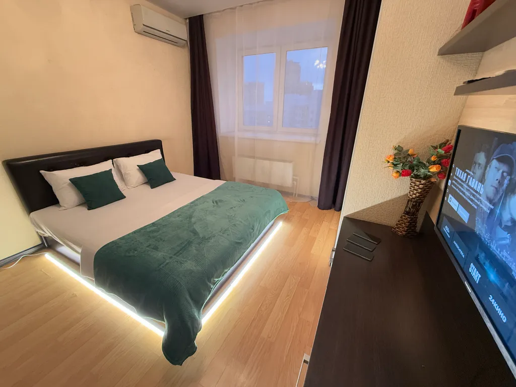 Тут хорошо на Сурикова