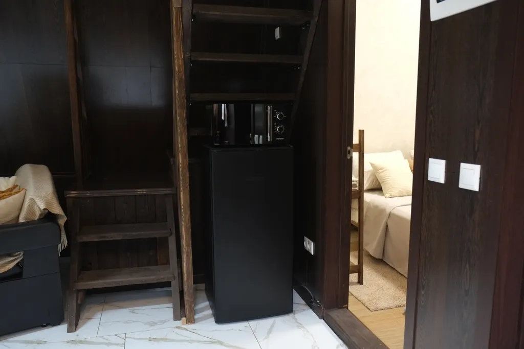 Уютный домик с видом на лес