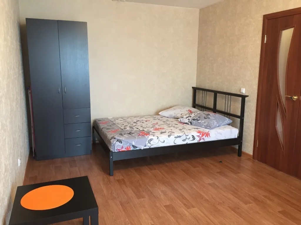 1-комнатная рядом ТРЦ "Планета"