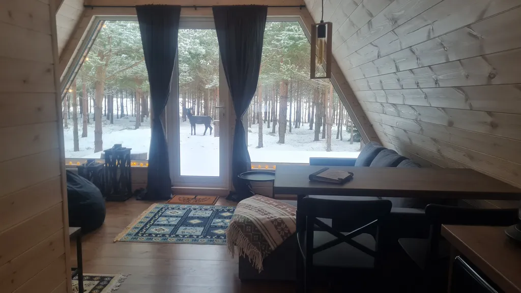 Домик в лесу Волчье логово