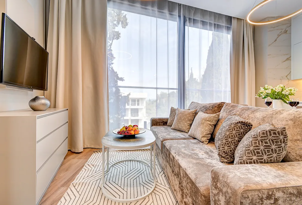 Апартаменты Люкс, Лучезарный на первой береговой линии