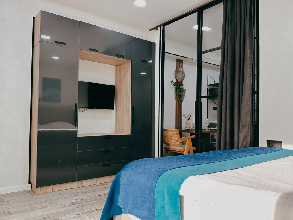 Уютные апартаменты с отдельной спальней на берегу моря