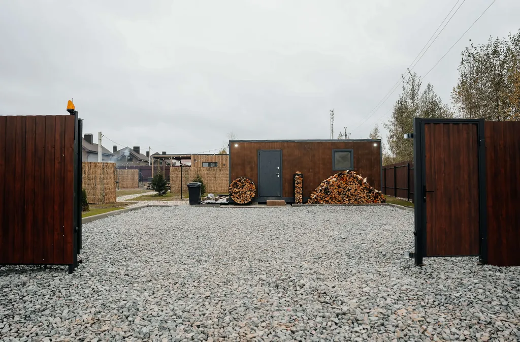 Коттедж Уютный глэмпинг для компании (6 отдельных домиков + территория) — Конаково