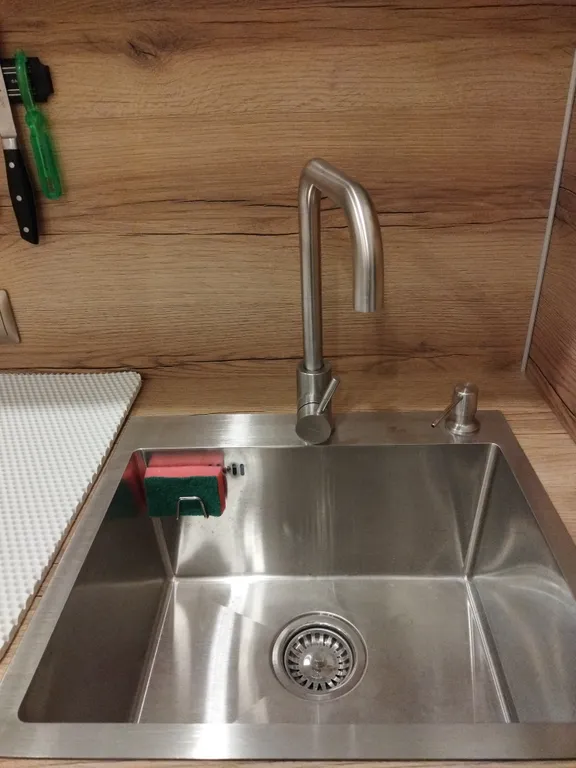 Уютная квартира около ГК Большой Вудъявр