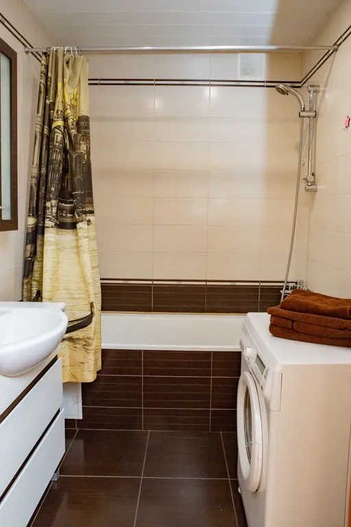 Просторная 2-х комнатная квартира