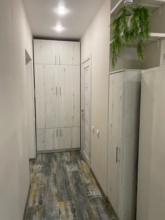 Большая светлая студия в новом доме, удобное бесконтактное заселение