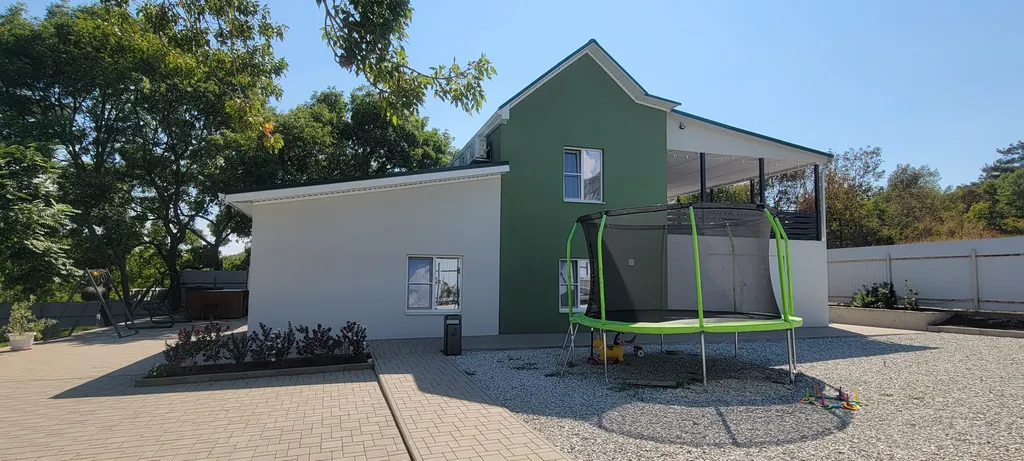 Коттедж Дом под ключ для семейного отдыха — аренда посуточно в Дивноморское