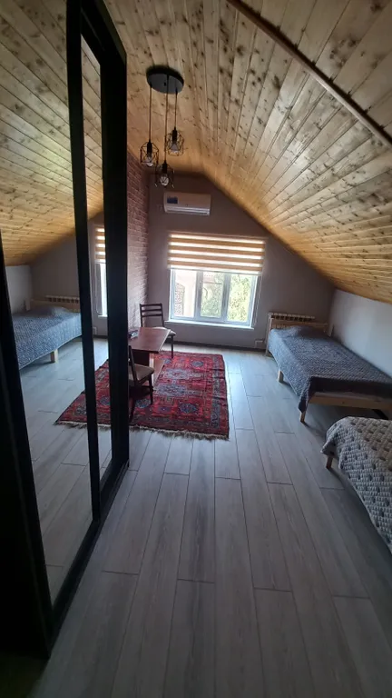 Коттедж Уютный 2-й этаж гостевого дома — Махачкала