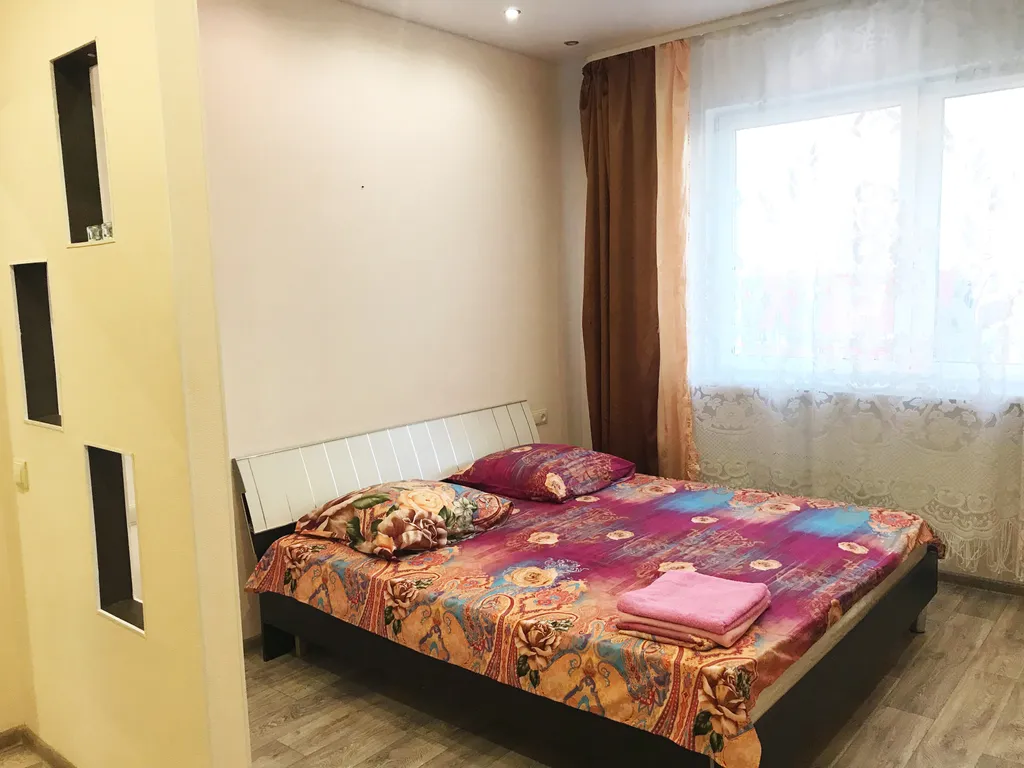 Квартира у ТЦ Аура