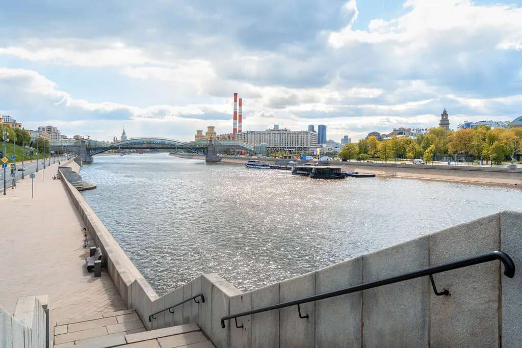 Квартира Квартира Самая лучшая с панорамным видом на Москву-Реку, Сити и парковкой — Москва