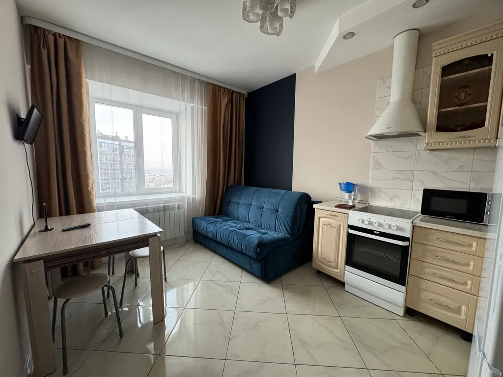 Просторная 5-ти -местная видовая евродвушка Мокко в самом центре