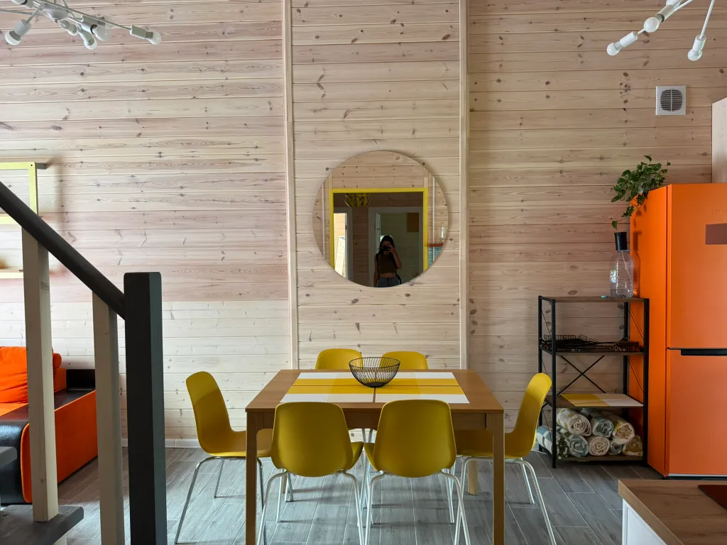 Уютный деревянный дом с баней